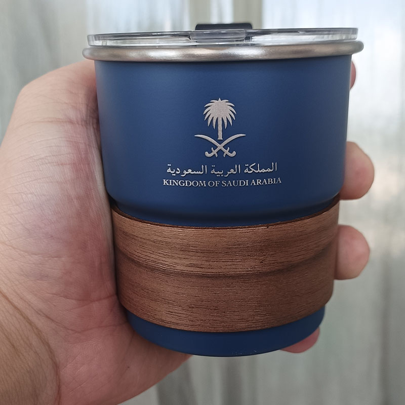 National Emblem of Saudi Arabi - огляд і ціна Outdoor Camping Logo